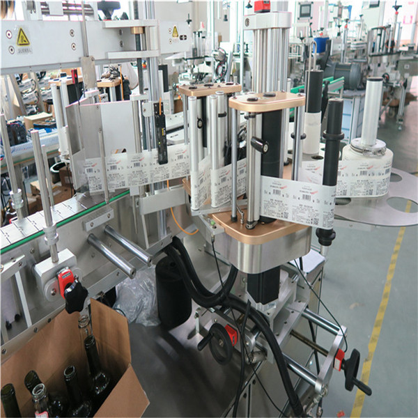 Zařízení na nanášení štítků na štítky na lahve na víno