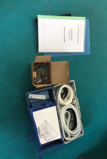 Vysokorychlostní oboustranný štítkovací etiketovací stroj pro čtvercovou / kulatou / plochou láhev