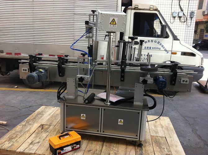 Vysoce přesný dvojitý štítek s kulatým štítkem na štítky na štítky pro lepicí štítky