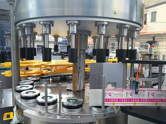 Vysokorychlostní rotační štítkovací etiketovací stroj s funkcí otáčení