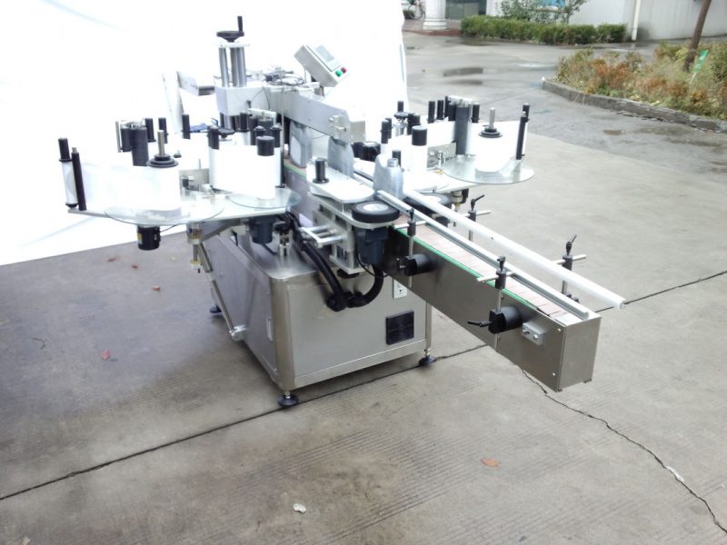 Čína oválné tašky a lahve aplikátor štítků, samolepicí stroj na tisk štítků s dodavatelem dlouhého dopravníku