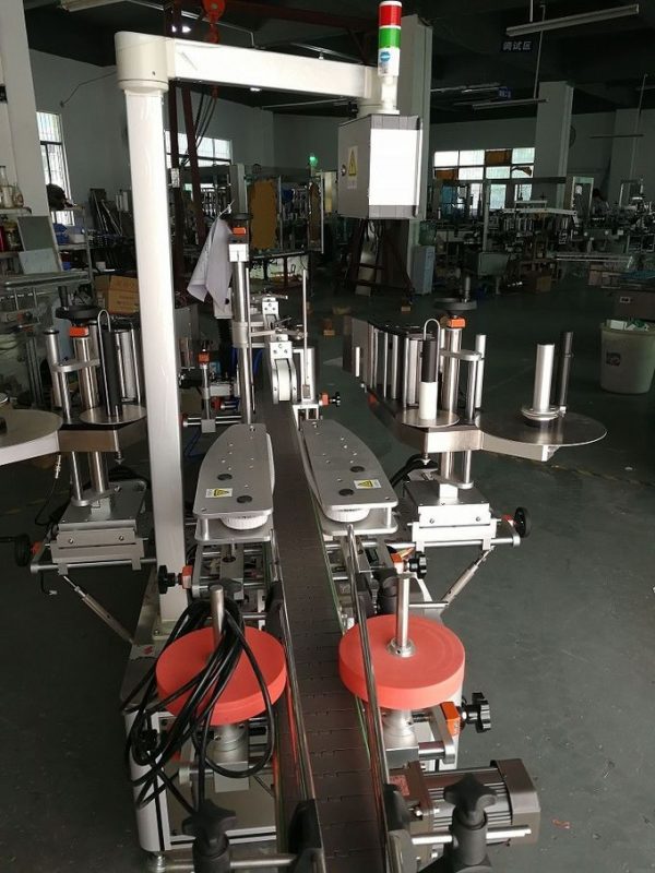 Automatický oboustranný štítkovací štítkovací stroj pro šamponové oválné a ploché lahve